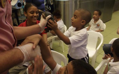 Ni&ntilde;os de CAEPNA en el arca del BRAVO
